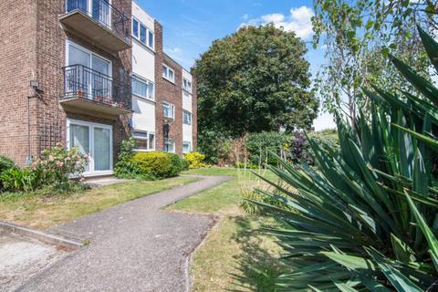 1 bedroom flat for sale, Saffron Court, Staines Road, Feltham