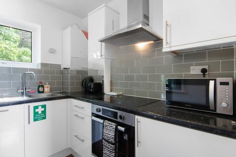 1 bedroom flat for sale, Saffron Court, Staines Road, Feltham