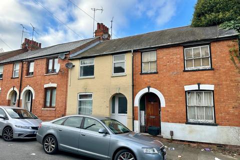 4 bedroom terraced house for sale, Freehold Street, Kingsthorpe Hollow, Northampton NN2