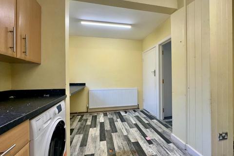 4 bedroom terraced house for sale, Freehold Street, Kingsthorpe Hollow, Northampton NN2