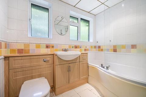 9 Garston Lane, Kenley, CR8 5BA