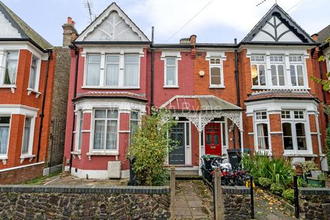 3 bedroom end of terrace house for sale, Maidstone Road, Bounds Green N11