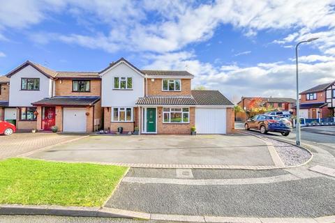 6 Welney Gardens, Pendeford, Wolverhampton, WV9 5RY