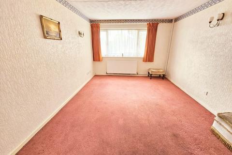 2 bedroom maisonette for sale, Enfield Close, Erdington, Birmingham, B23 5SE