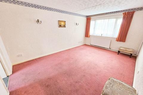 2 bedroom maisonette for sale, Enfield Close, Erdington, Birmingham, B23 5SE