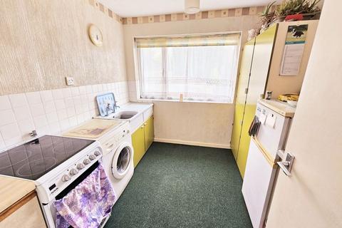 2 bedroom maisonette for sale, Enfield Close, Erdington, Birmingham, B23 5SE