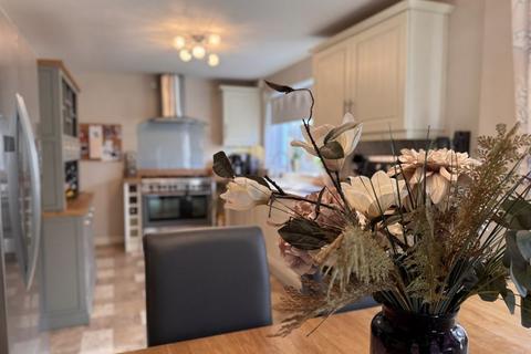 23 Bradgate Drive, Sutton Coldfield, B74 4XG