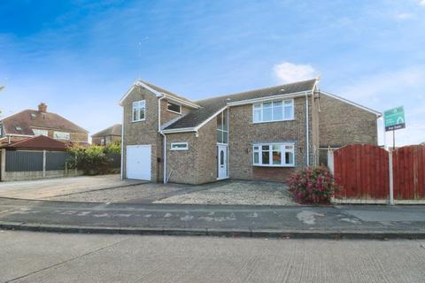 3 bedroom detached house for sale, Hawkshead Green, Anlaby Common