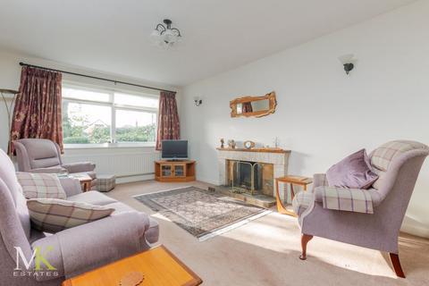 3 bedroom chalet for sale, Woodbury Avenue, Bournemouth BH8