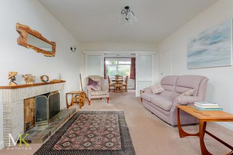 3 bedroom chalet for sale, Woodbury Avenue, Bournemouth BH8