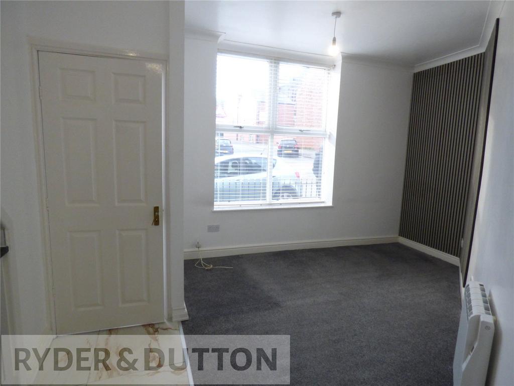Lounge/Kitchen