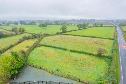 4 bedroom character property for sale, Four Crosses, Llanymynech SY22