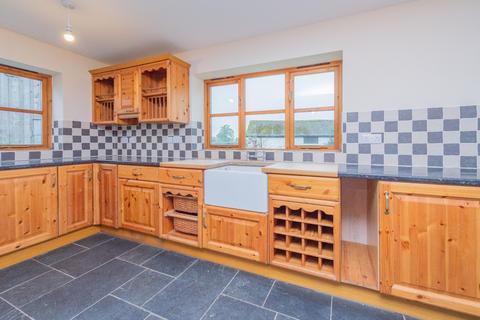 4 bedroom character property for sale, Four Crosses, Llanymynech SY22