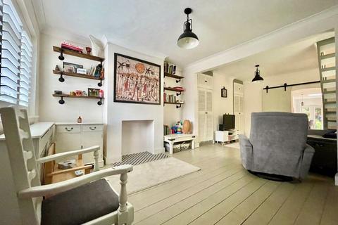 48 Common Road, Claygate, Esher, KT10 0HJ