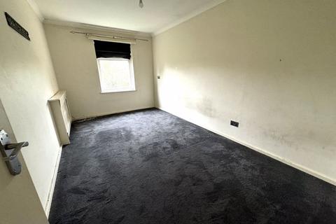 1 bedroom maisonette for sale, Waterside Close, Northolt