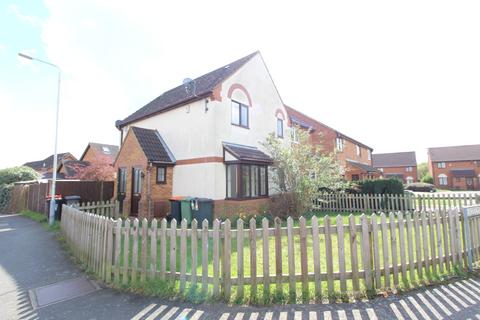 1 bedroom end of terrace house to rent, One Bedroom house - Cromer way - Bushmead - LU2 7DB