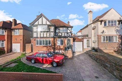 4 bedroom detached house for sale, The Crossways, Wembley