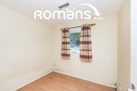 2 bedroom flat to rent, Hale Court, Farnham