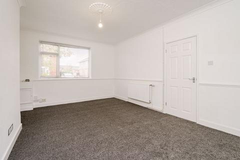 3 bedroom semi-detached house to rent, Platt Hill Avenue, Deane, Bolton *Available Now*