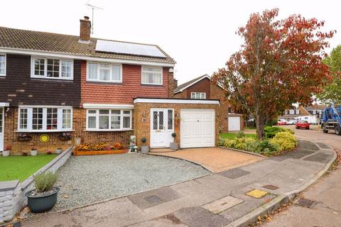 3 bedroom semi-detached house for sale, Magenta Close, Bletchley, Milton Keynes