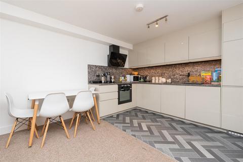 2 bedroom flat for sale, Centro, Charles Street, Bristol