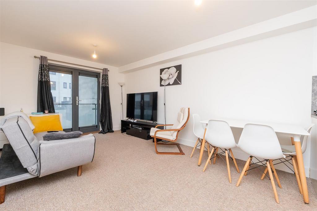 Flat-14-Centro-BS1-8.jpg