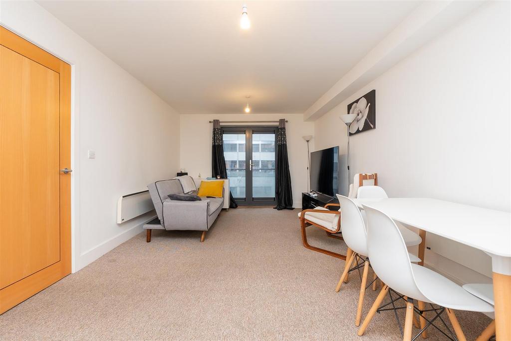 Flat-14-Centro-BS1-9.jpg