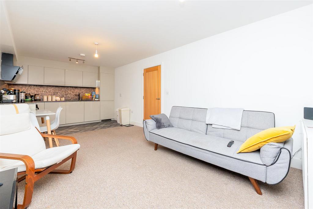 Flat-14-Centro-BS1-11.jpg