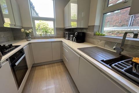 3 bedroom terraced house for sale, Farrow Street, Oldham OL2