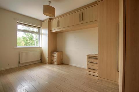 44 Broadstone, Marton In Cleveland, Middlesbrough, TS8 9XY