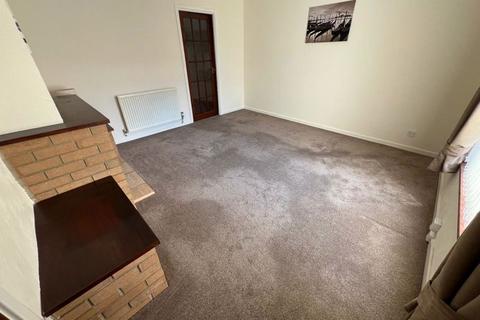 3 bedroom terraced house to rent, Coniston Road, Bristol