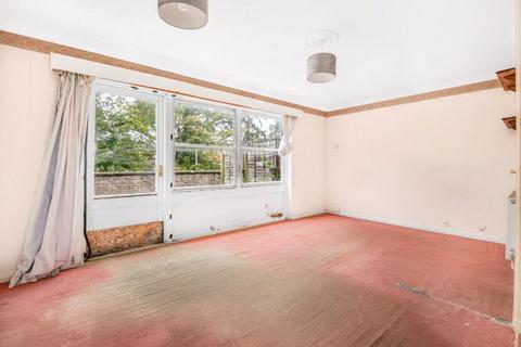 3 bedroom maisonette for sale, 160 High Street, Cranleigh