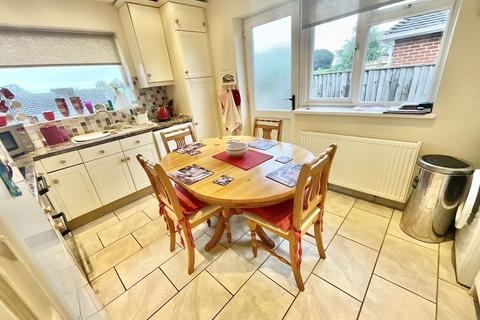 3 bedroom property for sale, Verwood Crescent, Bournemouth