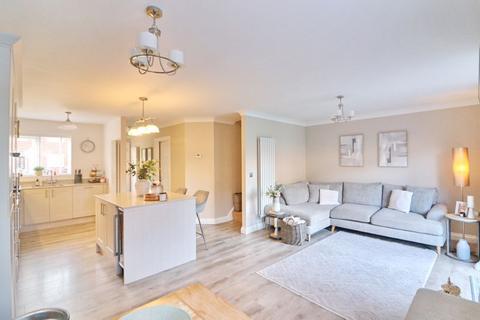 4 bedroom detached house for sale, Moss Lane, Manchester M28