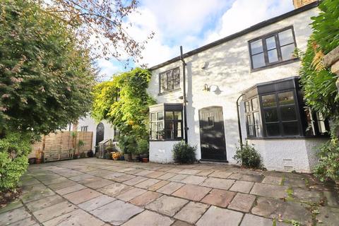 3 bedroom cottage for sale, Mill Brow, Manchester M28