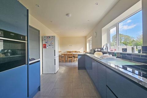 10 Barrie Crescent, Bodmin, PL31 1BN