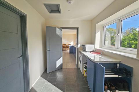 10 Barrie Crescent, Bodmin, PL31 1BN