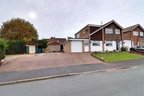 4 bedroom link detached house for sale, Pine Crescent, Stafford ST17