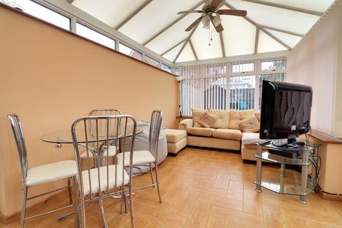 10 Pine Crescent, Stafford, ST17 0ND