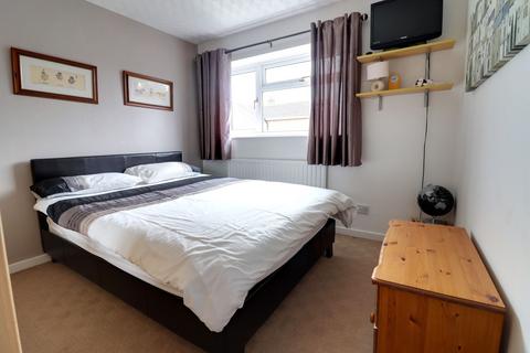 10 Pine Crescent, Stafford, ST17 0ND