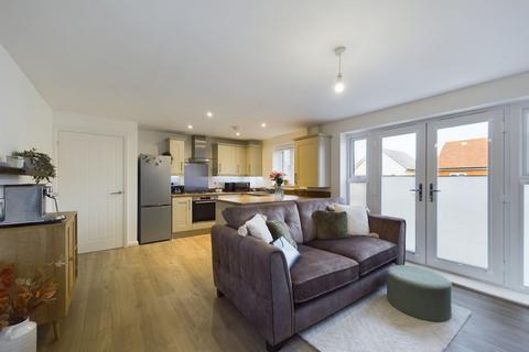 2 bedroom maisonette for sale, Banbury Drive, Hampton Water, PE7