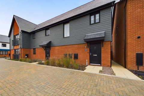 2 bedroom maisonette for sale, Banbury Drive, Hampton Water, PE7