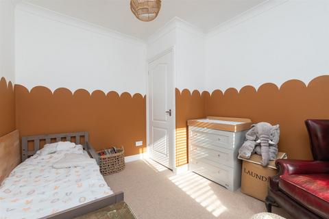 16 Coombe Road, Gravesend, DA12 5PB