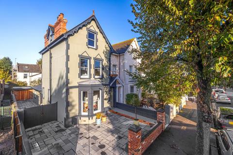 4 bedroom semi-detached house for sale, Westbourne Gardens, Hove BN3