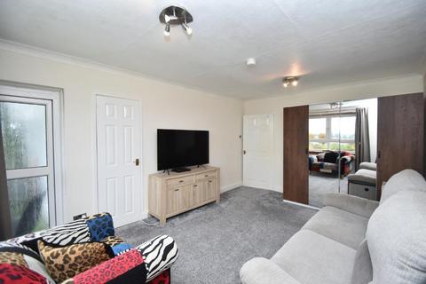 2 bedroom flat for sale, Heathcot Place, Drumchapel, Glasgow, G15 8NZ