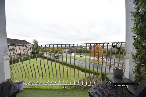 2/2, 10 Heathcot Place, Glasgow, G15 8NZ