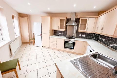 2 bedroom flat for sale, Mill Hill, London NW7