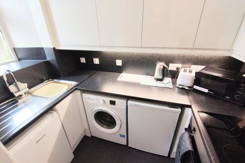 3 bedroom flat to rent, Whitehall Place, Aberdeen, AB25