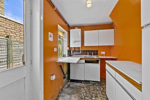 20 Gomer Place, Teddington, TW11 9AR