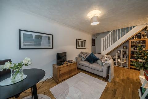 2 bedroom end of terrace house for sale, Burlington Mews, London W3